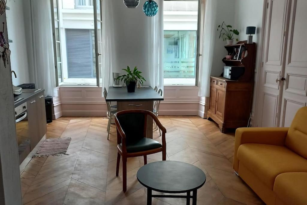 Apartment A 2 Pas Du Marche *